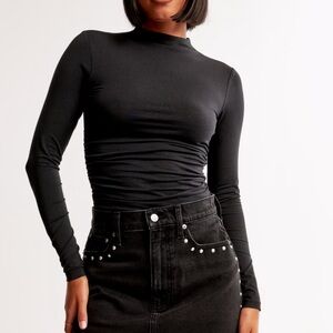 NWT Paloma longsleeve top